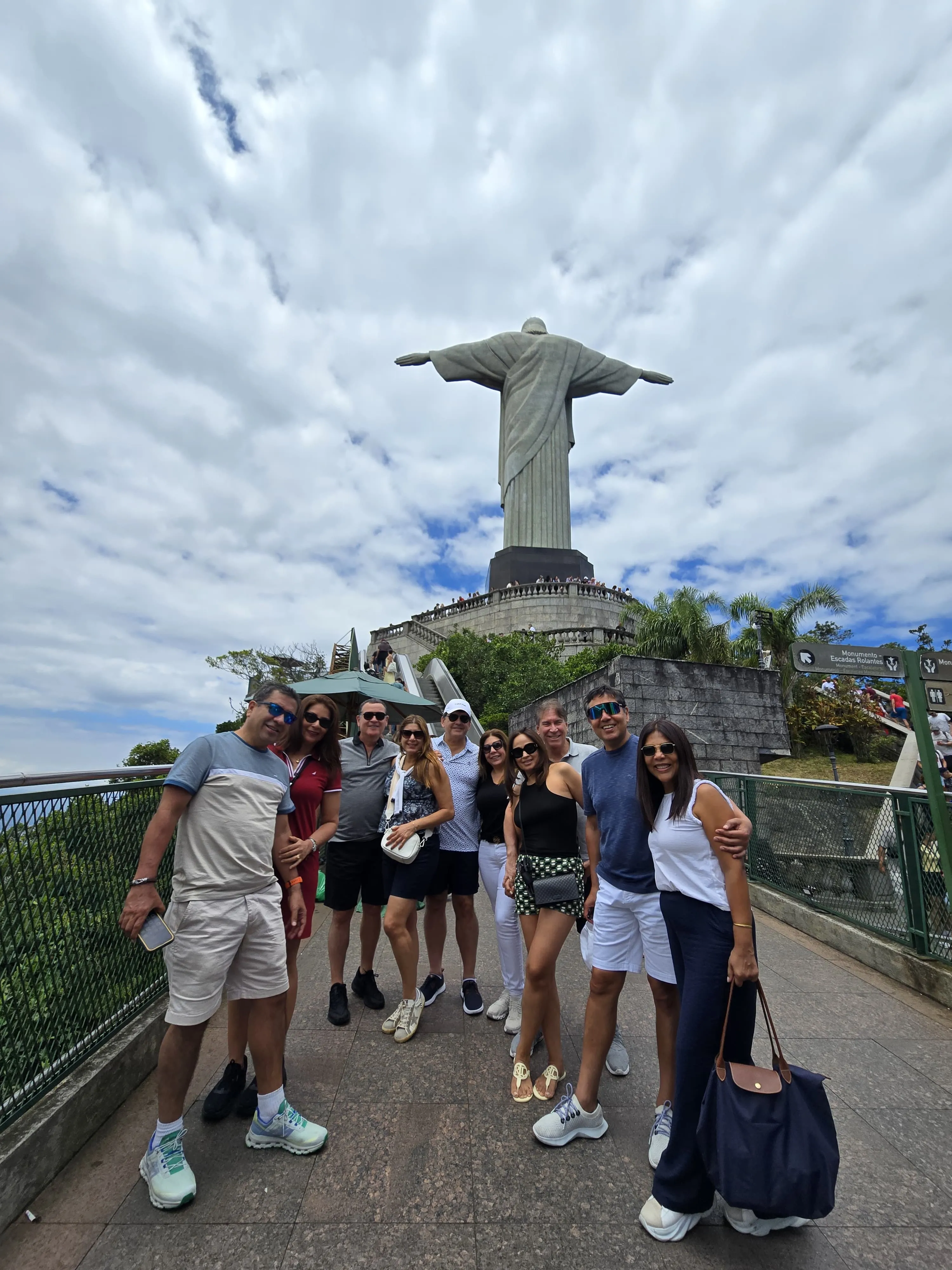 Christ the Redeemer above visitors on the viewing platform